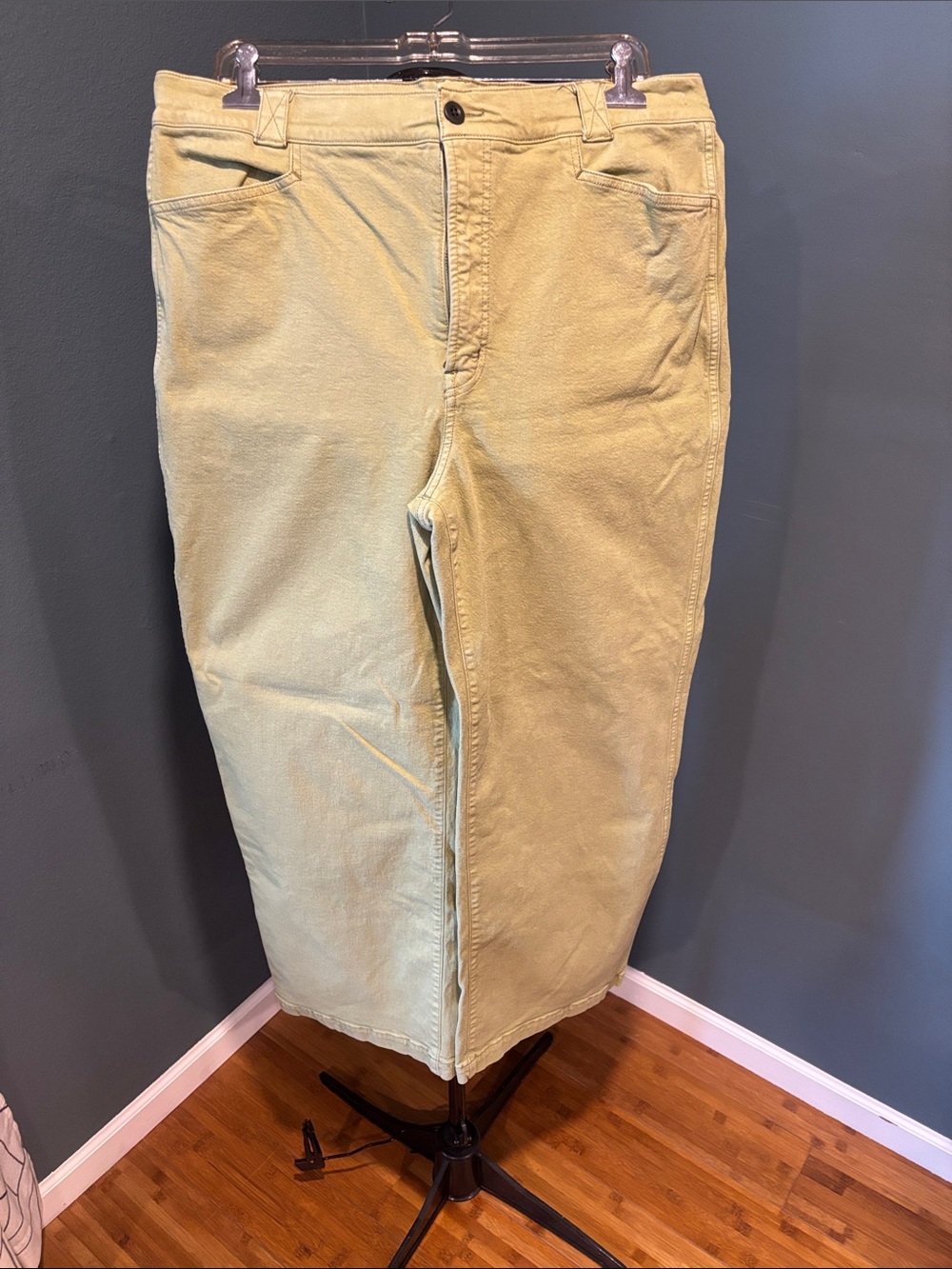 Madewell Emmett Light Green Wide-Leg Jeans